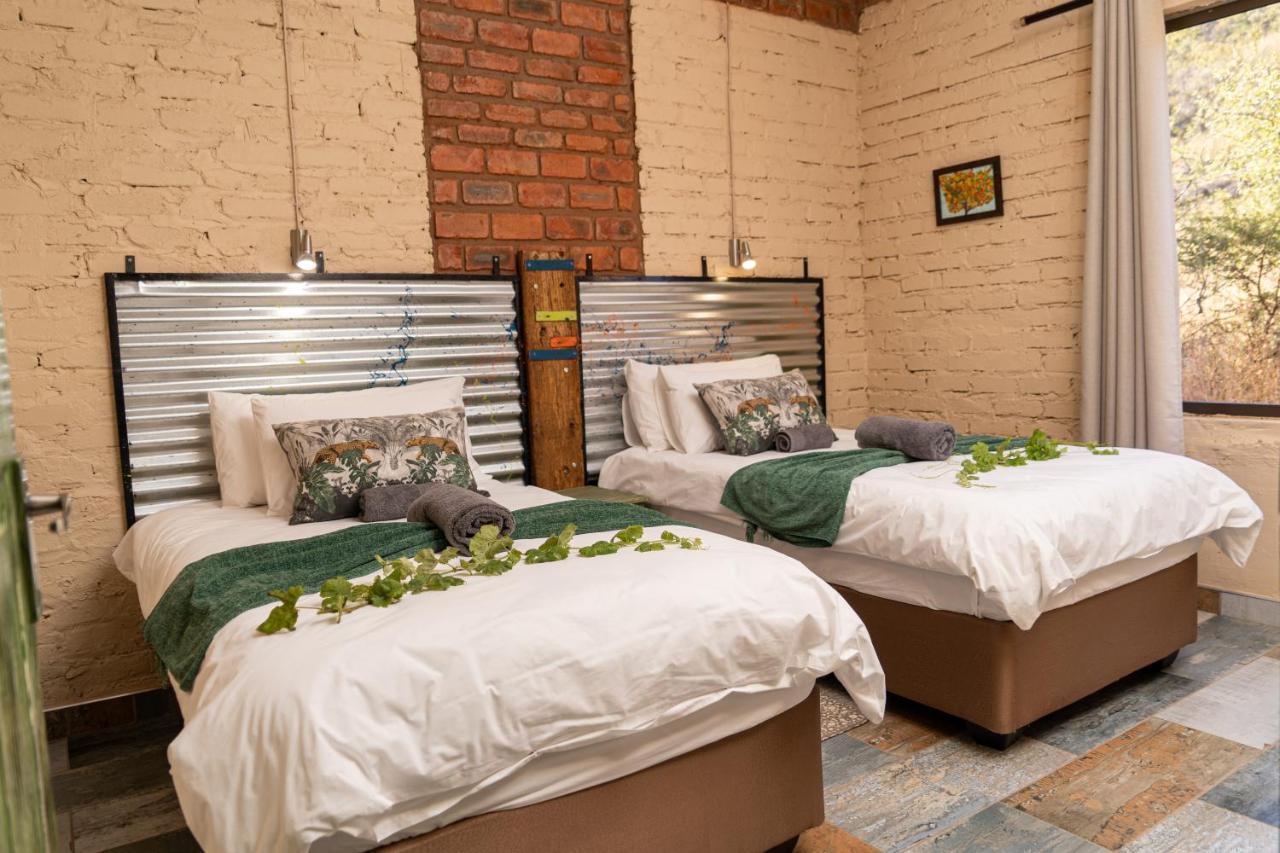 Otavi Vineyards Self-Catering & Camping Buitenkant foto