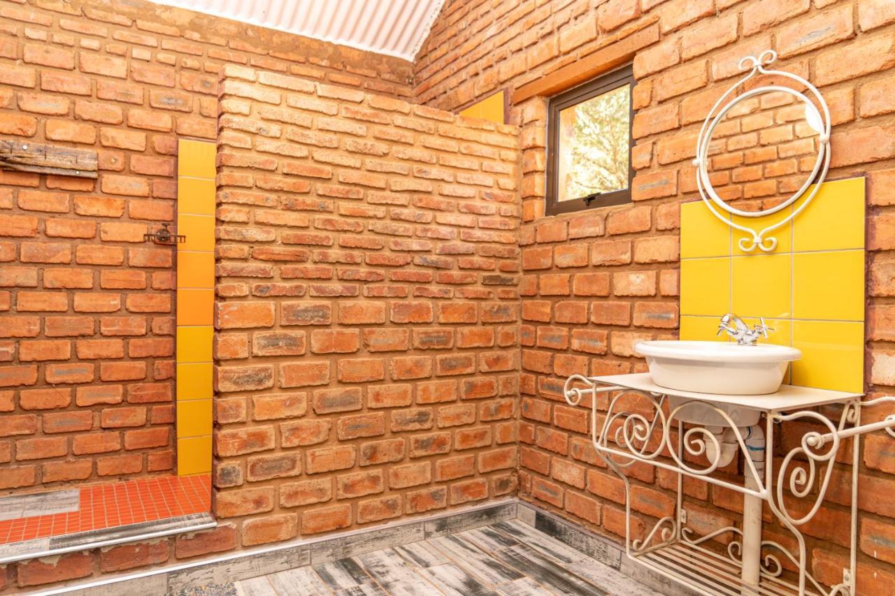 Otavi Vineyards Self-Catering & Camping Buitenkant foto