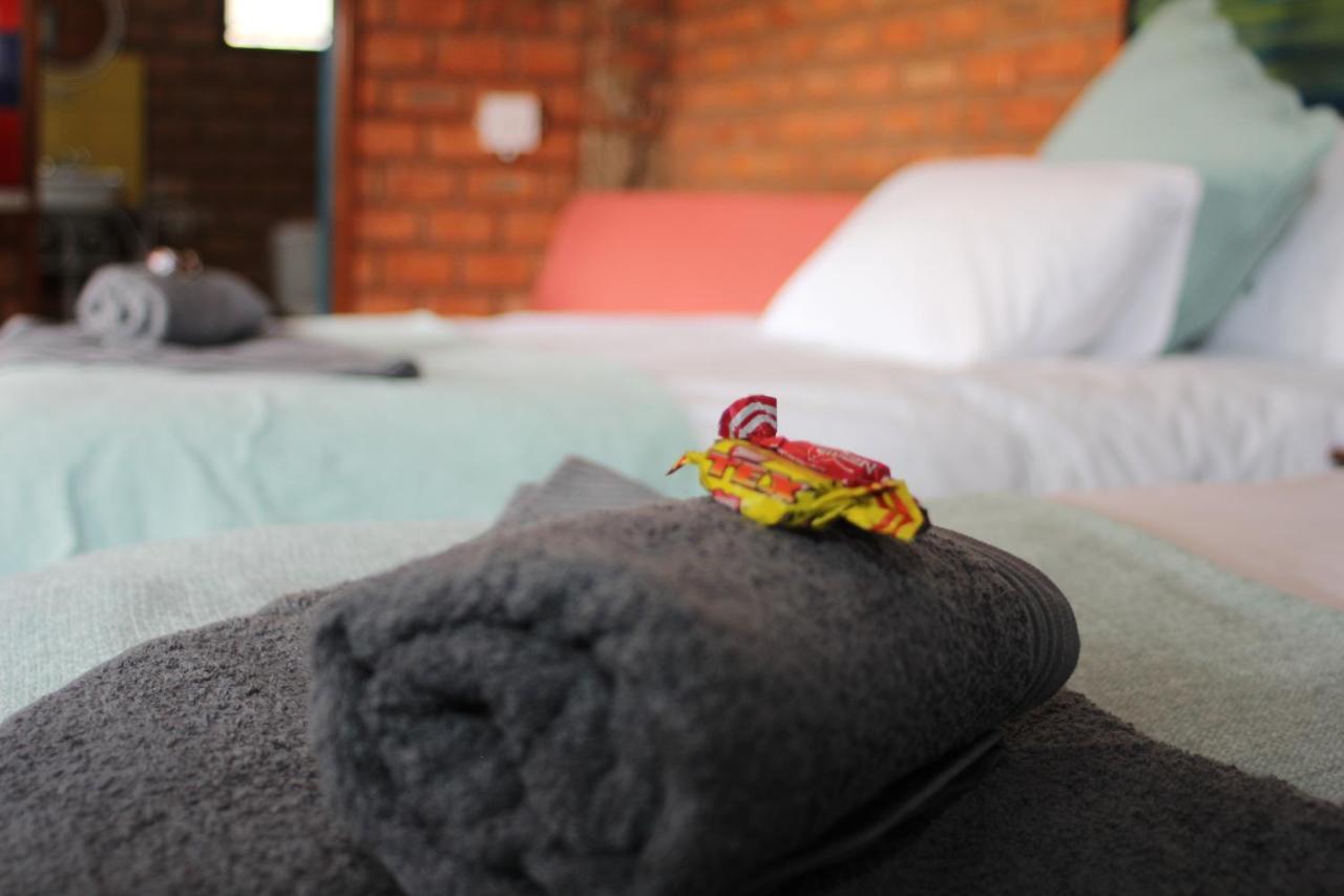 Otavi Vineyards Self-Catering & Camping Buitenkant foto